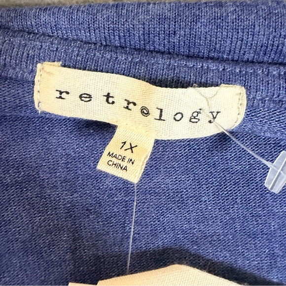 Retrology Women's Blue & Black V-Neck Soft Pull Over Top Button Accents- 1X- NWT - Picture 9 of 14